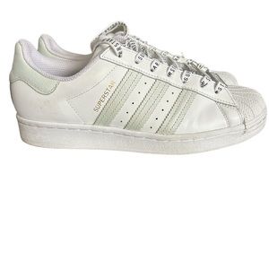 Adidas Superstar womens size 8.5